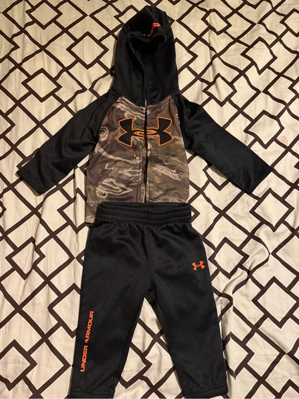 Under Armour Black & Orange Camo-Panel Hoodie and Joggers Set